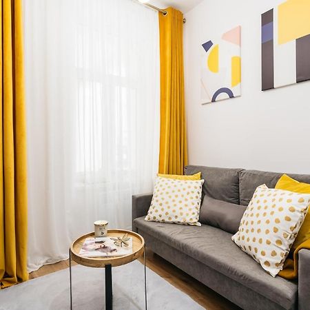 Apartament Orzeszkowa - Loftaffair Краков Экстерьер фото